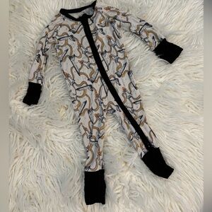 🪐🧑‍🚀 Millie+Roo spaceship onesie 🚀